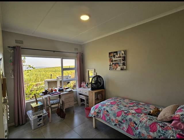 3 BEDROOM APARTMENT FOR SALE IN MANOR ESTATES